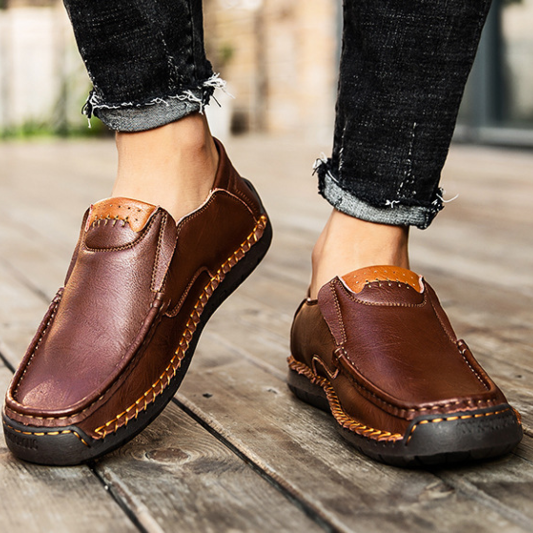 Men's Outdoor Casual Low-Top Slip-On Flat Handmade Leather Shoes