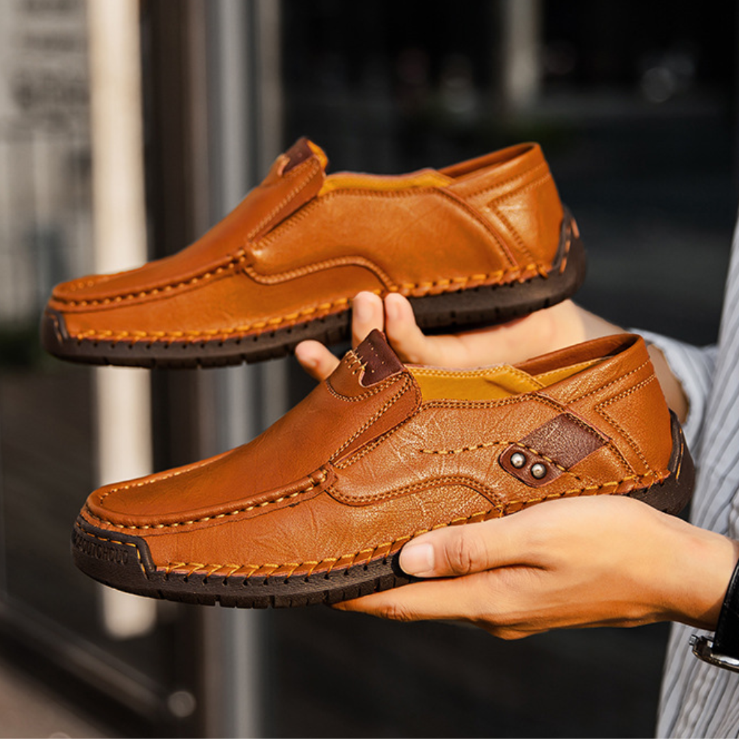 Men's Outdoor Casual Low-Top Slip-On Flat Handmade Leather Shoes