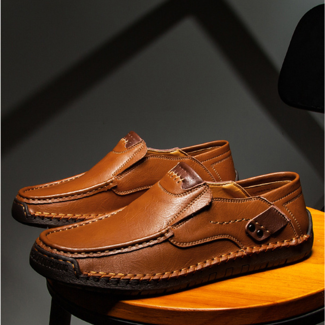 Men's Outdoor Casual Low-Top Slip-On Flat Handmade Leather Shoes