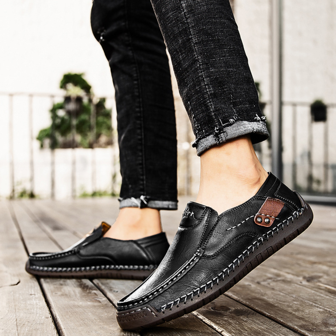 Men's Outdoor Casual Low-Top Slip-On Flat Handmade Leather Shoes
