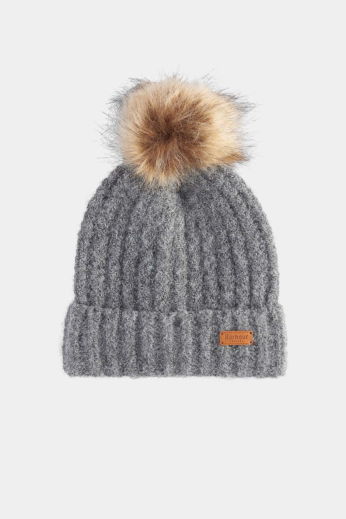 Saltburn Beanie und Tartan Schal Geschenkset