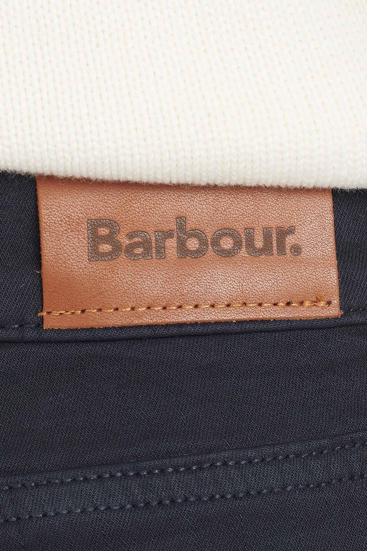 Essential Slim Trouser