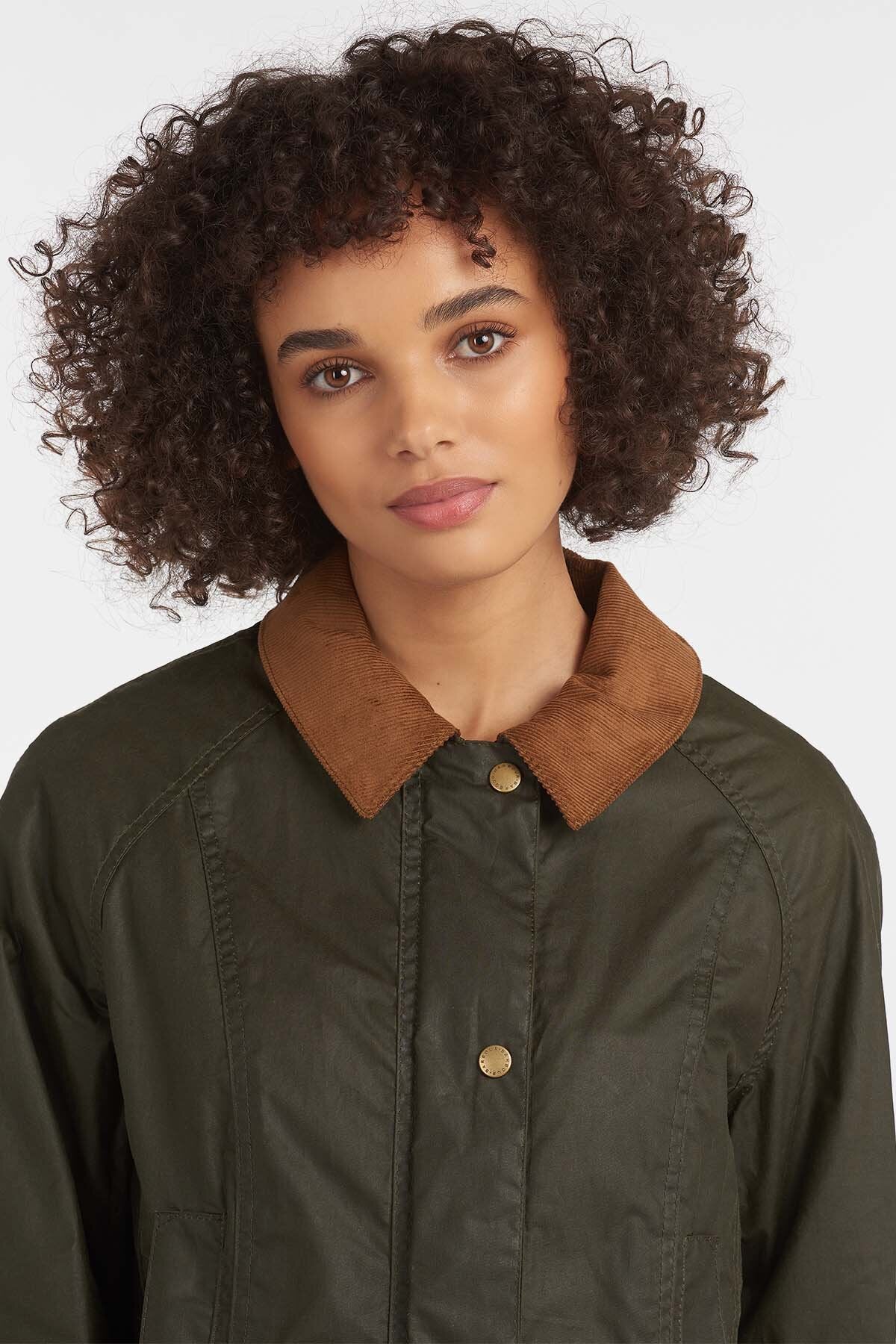 Lightweight Beadnell Wax Jacket