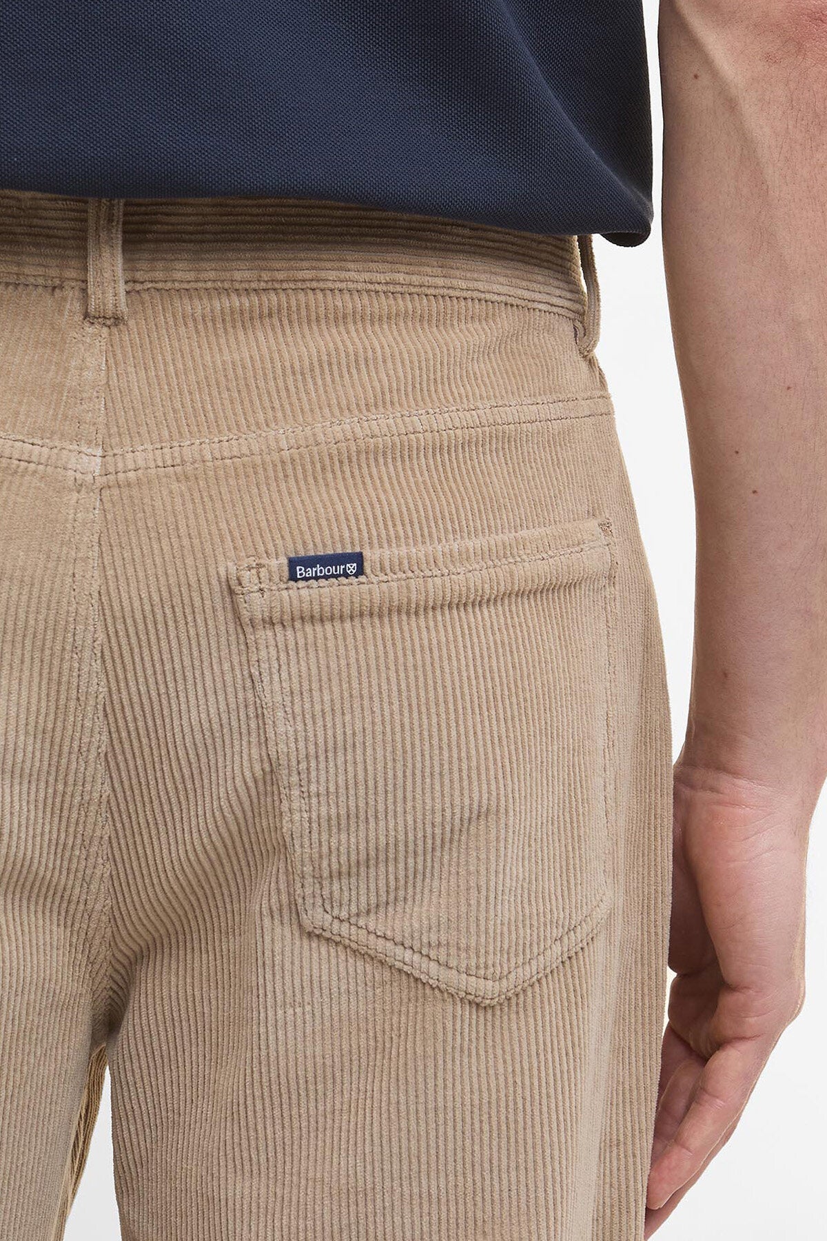 Stretch-Kord regular geschnitten