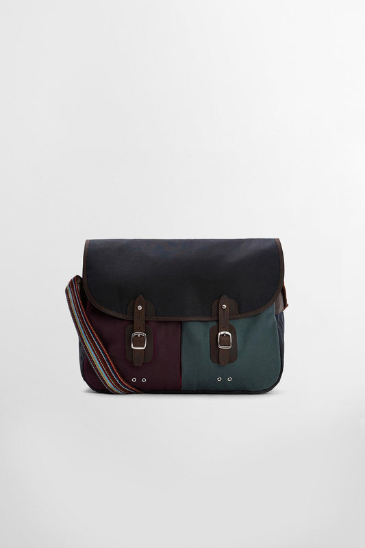 Paul Smith liebt die Wax Tarras Tasche